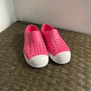 Toddler native shoes C10